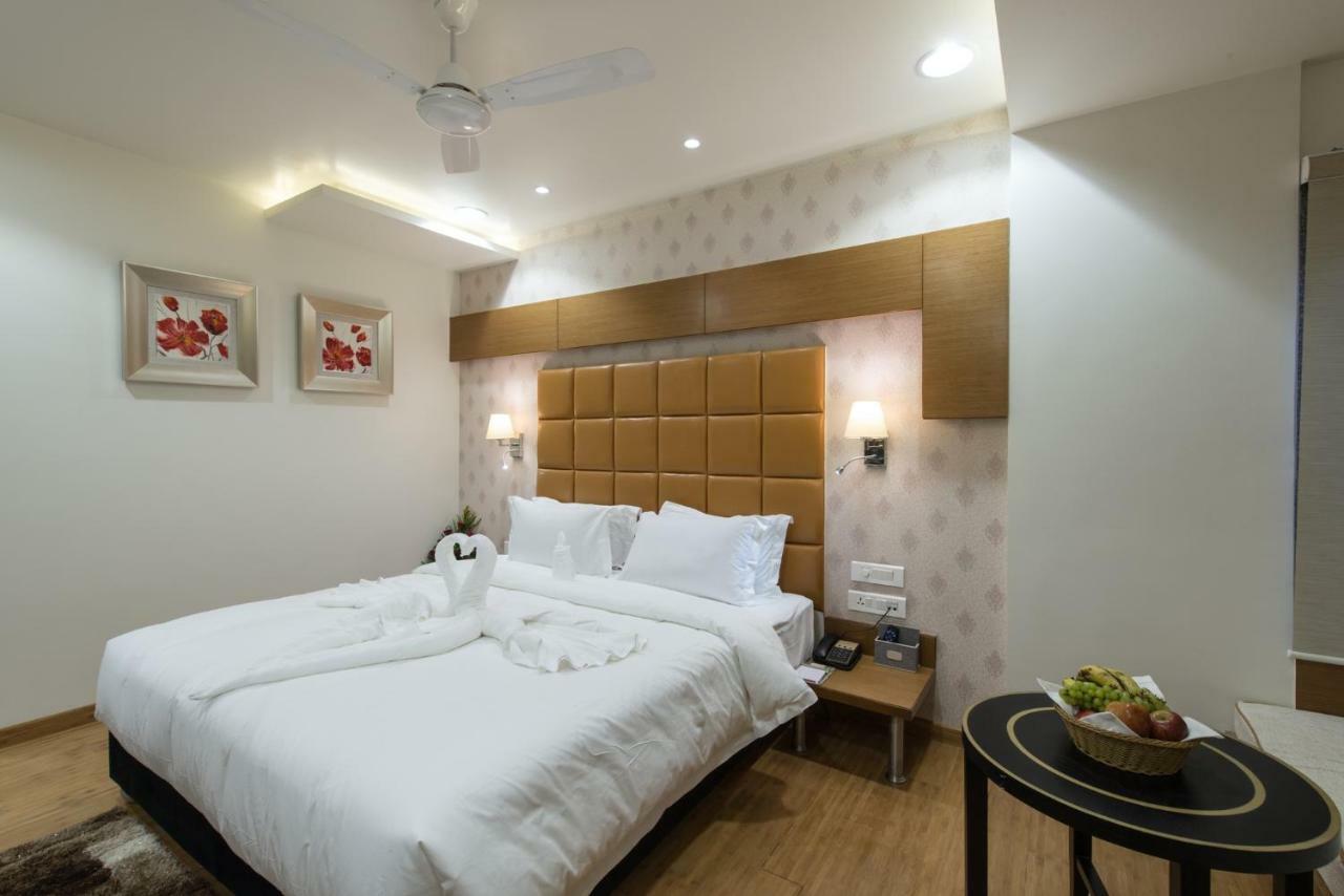 Hotel Atishay Bhopal Buitenkant foto