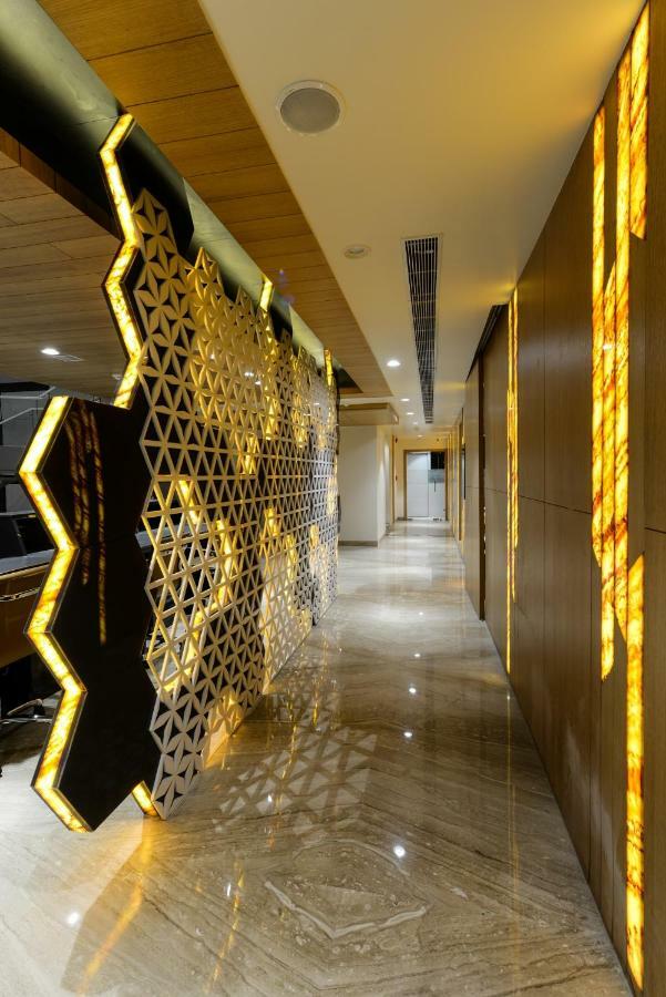 Hotel Atishay Bhopal Buitenkant foto