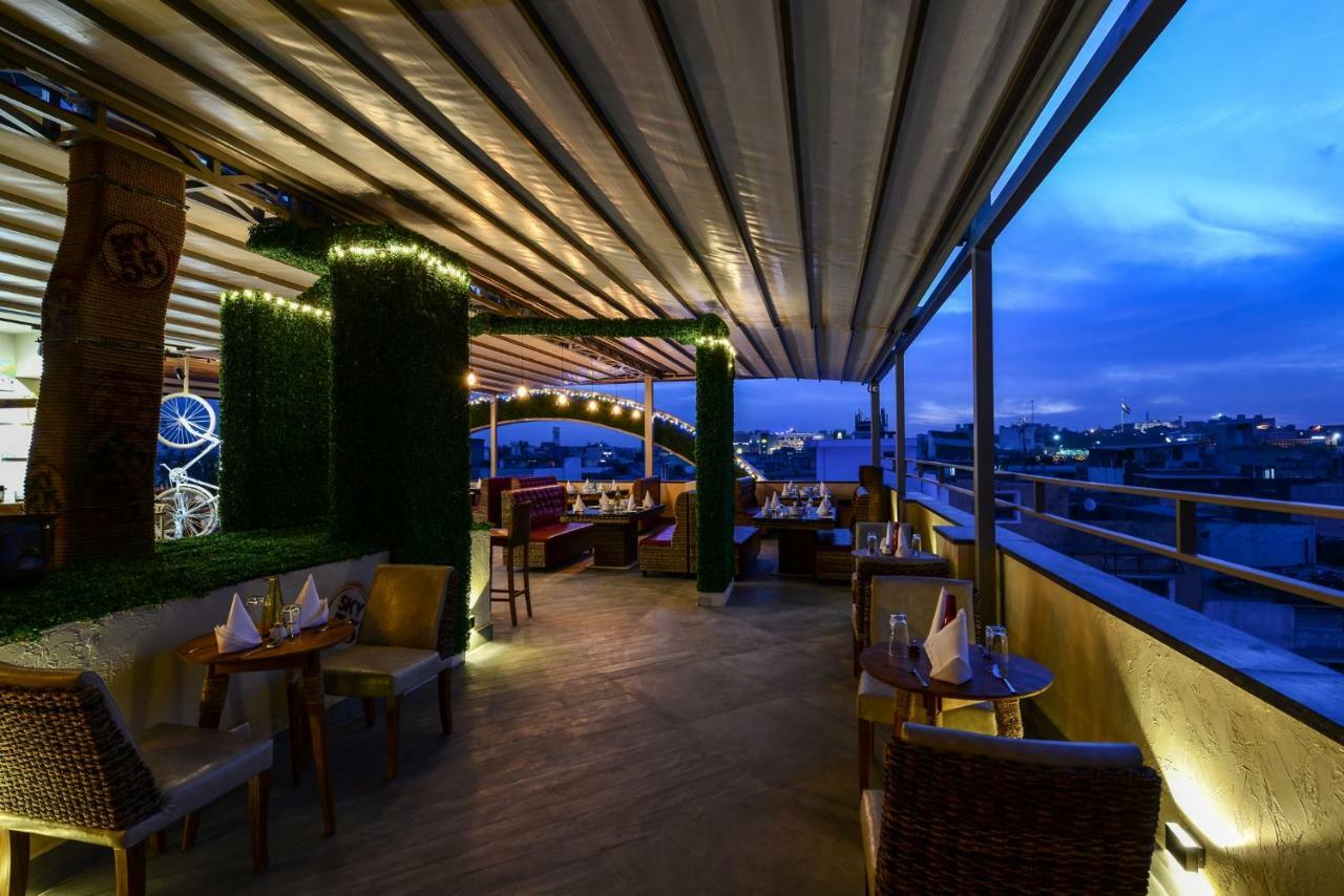 Hotel Atishay Bhopal Buitenkant foto